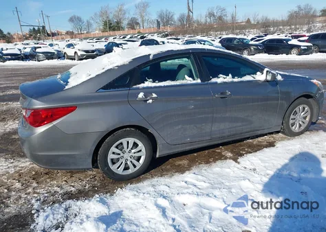 2011 Hyundai Sonata Gls z USA, uszkodzony, nr VIN 5NPEB4ACXBH246947